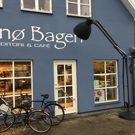 Eno Bageri's Hotelvaerelser * Karrebæksminde