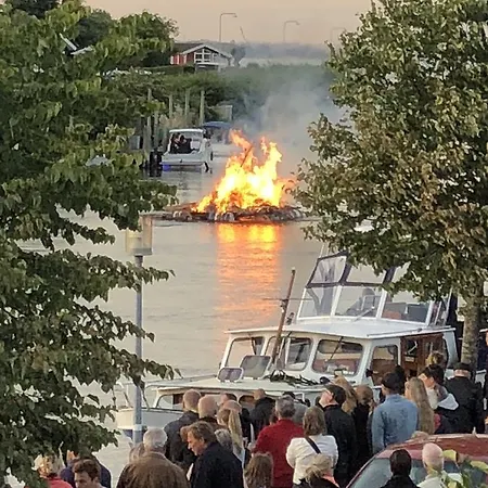 Eno Bageri's Hotelvaerelser * Karrebaeksminde