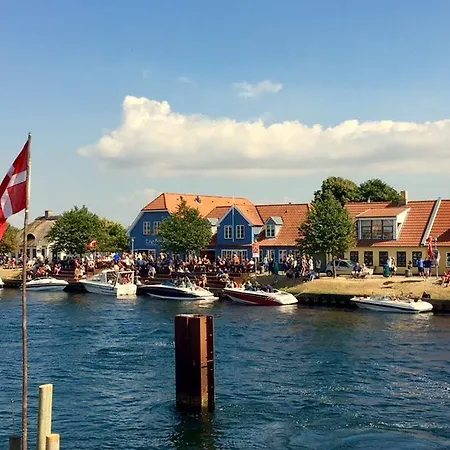 Eno Bageri's Hotelvaerelser Karrebaeksminde
