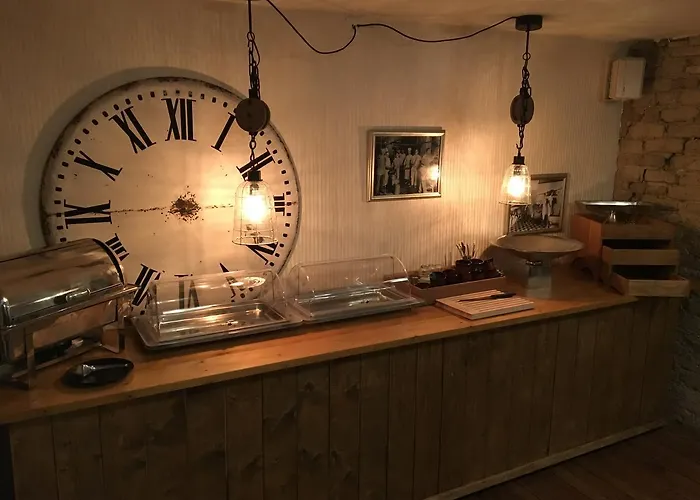 Motel Eno Bageri's Hotelvaerelser *